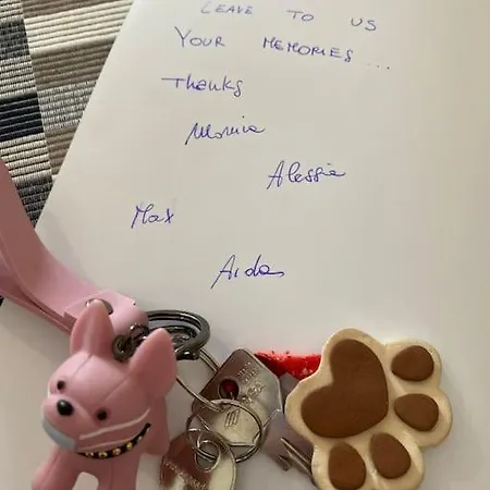 La Casa Di Aida Lägenhet