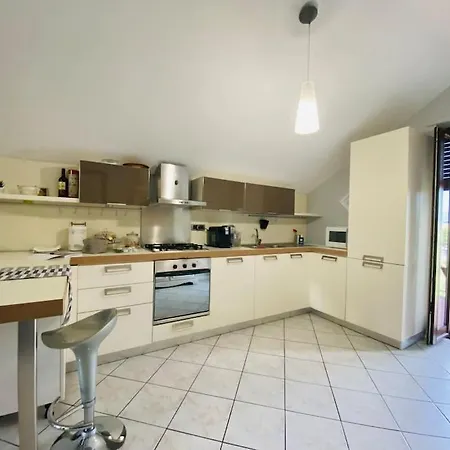 Lägenhet La Casa Di Aida San Maurizio Canavese